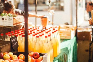 猛龙力克湖人！西亚卡姆关键时刻稳定发挥